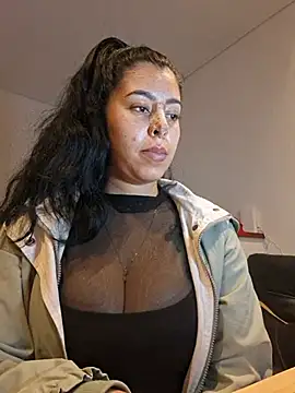 Luianna's Live XXX Chat