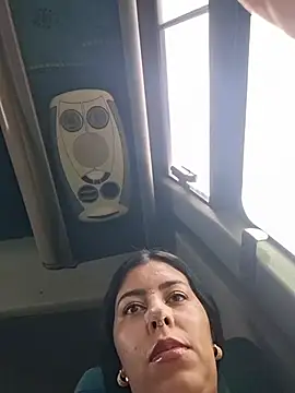 Luianna Chat XXX in diretta