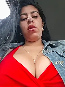 Luianna Show in webcam