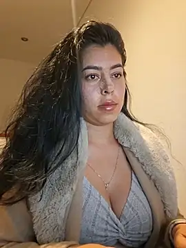 Luianna's Webcam Show