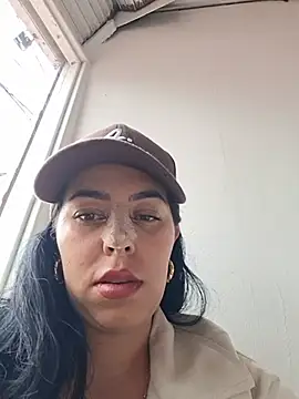 Chat XXX en directo de Luianna