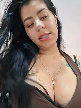 Luianna Webcamshow