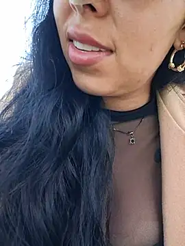 Luianna Шоу с уебкамера