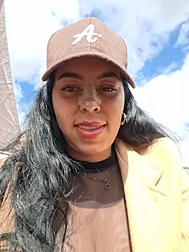 Luianna webcam show