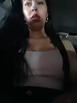 Luianna Adlı Modelin Web Kamerası Şovu
