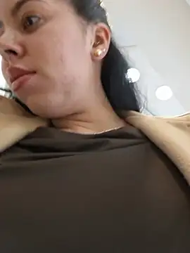 Luianna Webcamshow