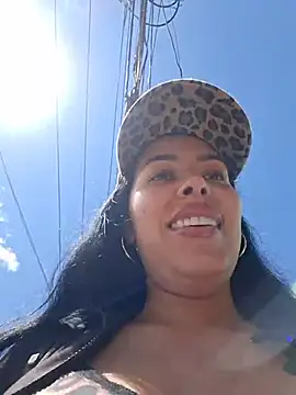 Luianna webcam show
