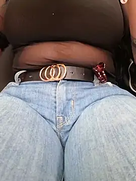 Luianna webcam show