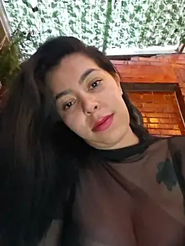 Luianna ওয়েবক্যাম শো