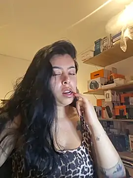 Luianna Show in webcam