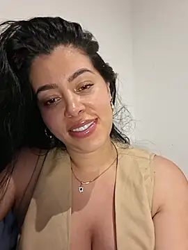Luianna Show in webcam