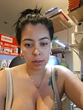Вебкам-шоу Luianna