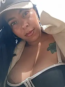 Luianna Adlı Modelin Web Kamerası Şovu