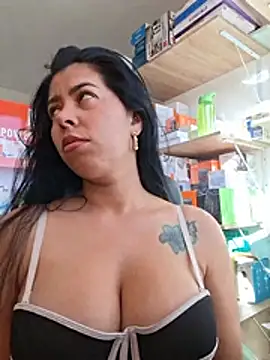 Luianna's Webcam Show