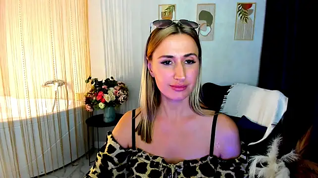 צ'אט XXX בשידור חי של PassionGlow