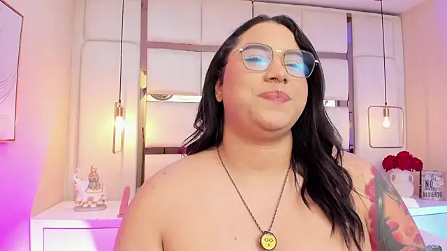 צ'אט XXX בשידור חי של elizavenus