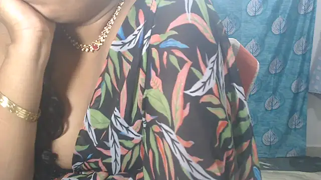 Sophia_your XXX чат на живо