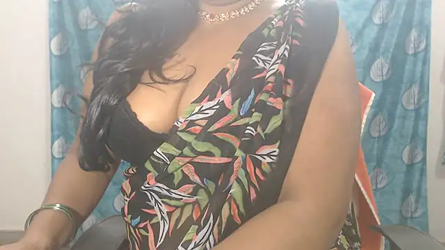 Sophia_your Adlı Modelin Canlı XXX Sohbeti