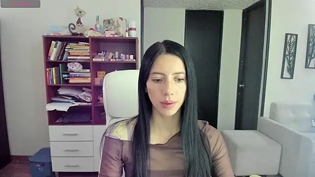jess_1a Adlı Modelin Canlı XXX Sohbeti