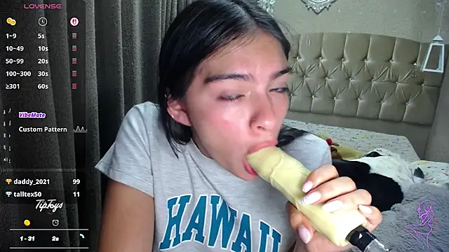Dreams_sophi live XXX chat