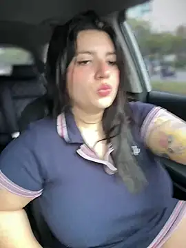 Show modela horny_roomiess na web-kameri