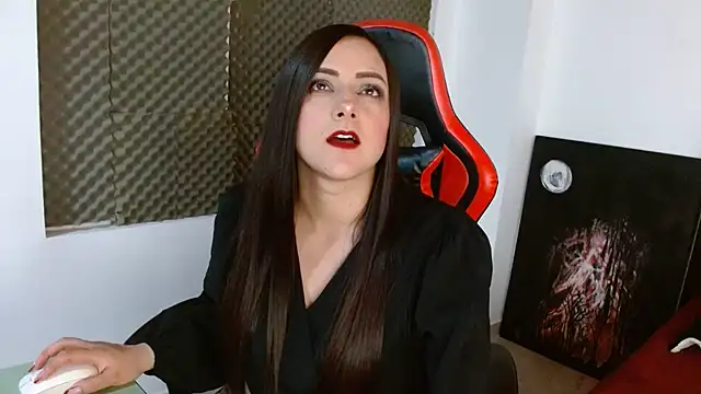 צ'אט XXX בשידור חי של Noamartin_