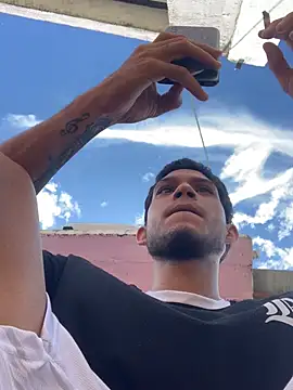Show de tanned_boy na webcam