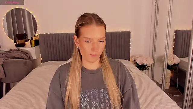 CassieRayss: онлайн-секс-чат