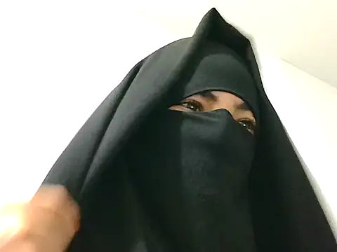 Hijabi_HotGirls' Webcam Show