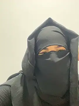 Hijabi_HotGirls Chat XXX in diretta