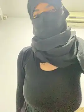Czat XXX na żywo – Hijabi_HotGirls