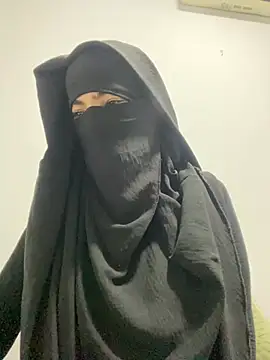 Hijabi_HotGirls Adlı Modelin Web Kamerası Şovu