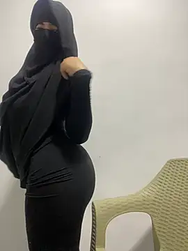 Hijabi_HotGirls Adlı Modelin Web Kamerası Şovu