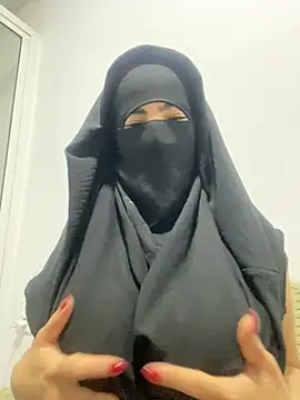 Hijabi_HotGirls Chat XXX in diretta
