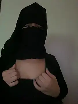 הופעת וובקאם של Hijabi_HotGirls