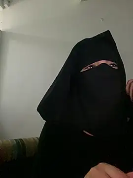 Hijabi_HotGirls Webcam Show