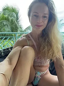 CindyOcean Show in webcam