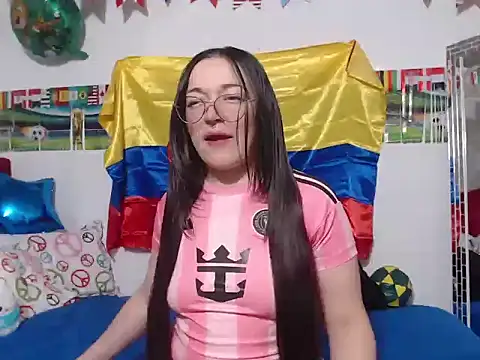 دردشة Angela_18honey الجنسية المباشرة