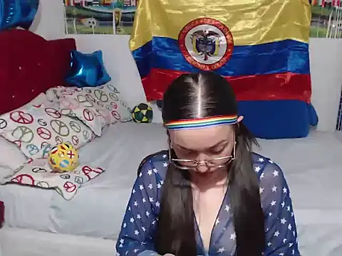 Chat XXX en directo de Angela_18honey