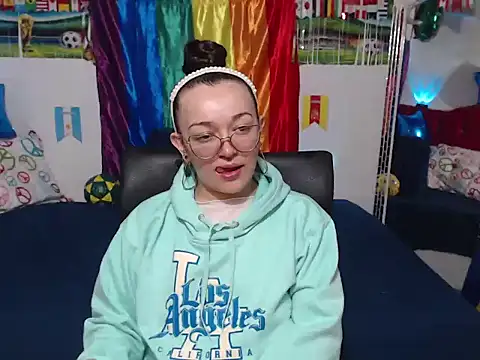 Angela_18honey's Live XXX Chat