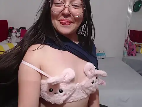 Chat +18 de Angela_18honey ao vivo