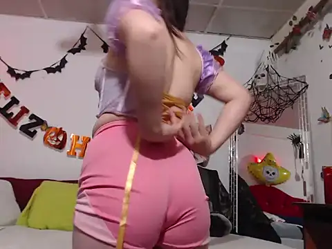 Angela_18honeyのウェブカメラショー