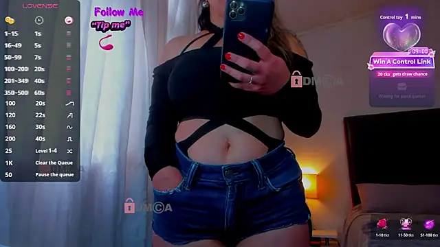 Sattine's Live XXX Chat