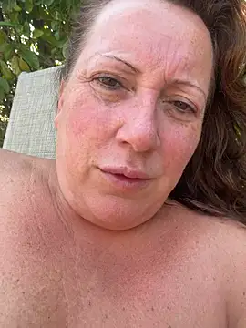 xsexycurvymilf's Webcam Show