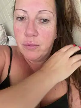xsexycurvymilf Adlı Modelin Web Kamerası Şovu