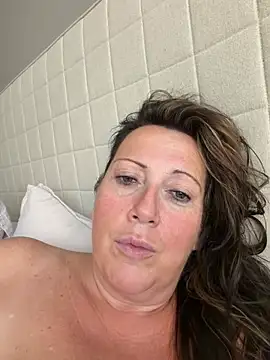 xsexycurvymilf Webcamshow