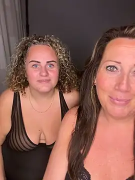 xsexycurvymilf Webcamshow