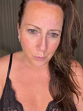 xsexycurvymilf Live XXX-Chat