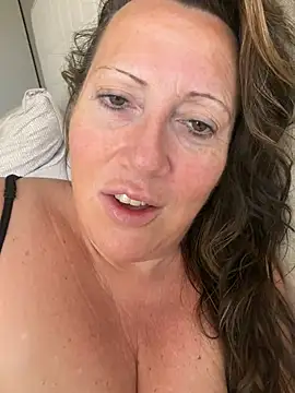 xsexycurvymilfn Webbikameraesitys