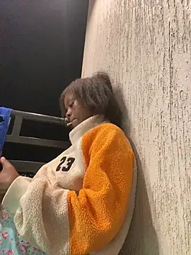 Sis27's Live XXX Chat